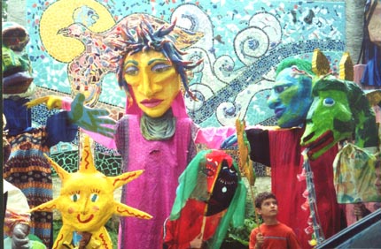 mural puppets